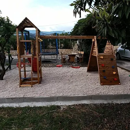 Apartment Kairos - Bili 9 Kastela